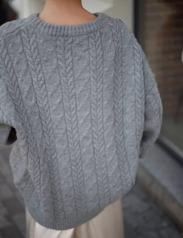 Pullover mit abgesenkter Schulterlinie - Image 2